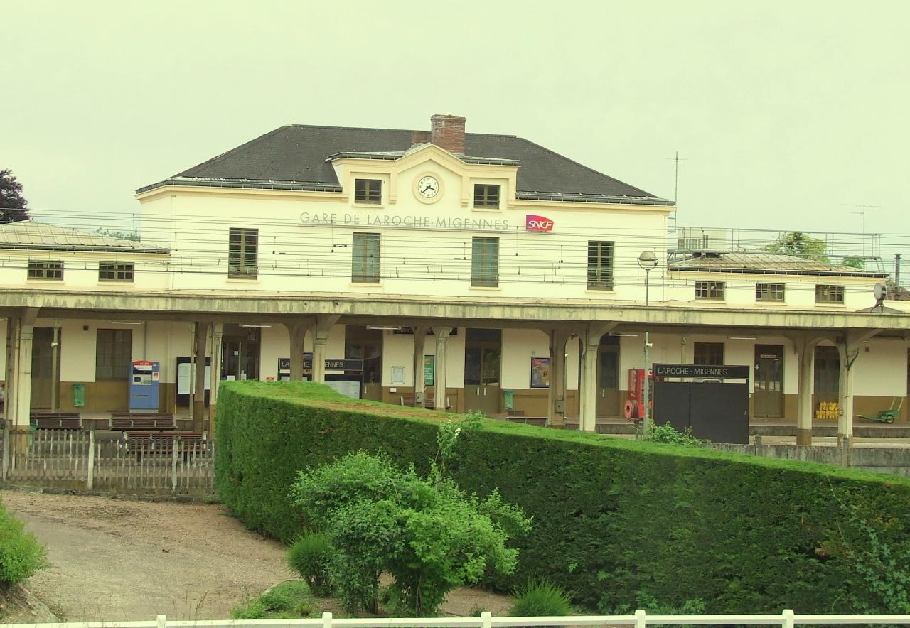 la gare de Laroche-Migennes